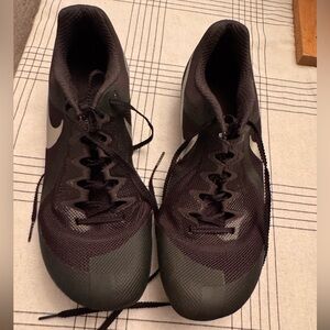 Nike Men’s Track & Field Size 12